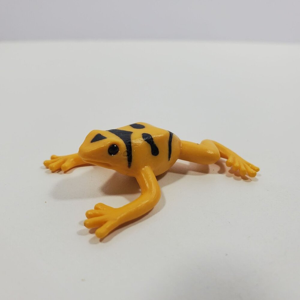 Safari Ltd Frogs And Lily Pad Mini Figures Lot 9 pc Colorful Plastic - Picture 8 of 16